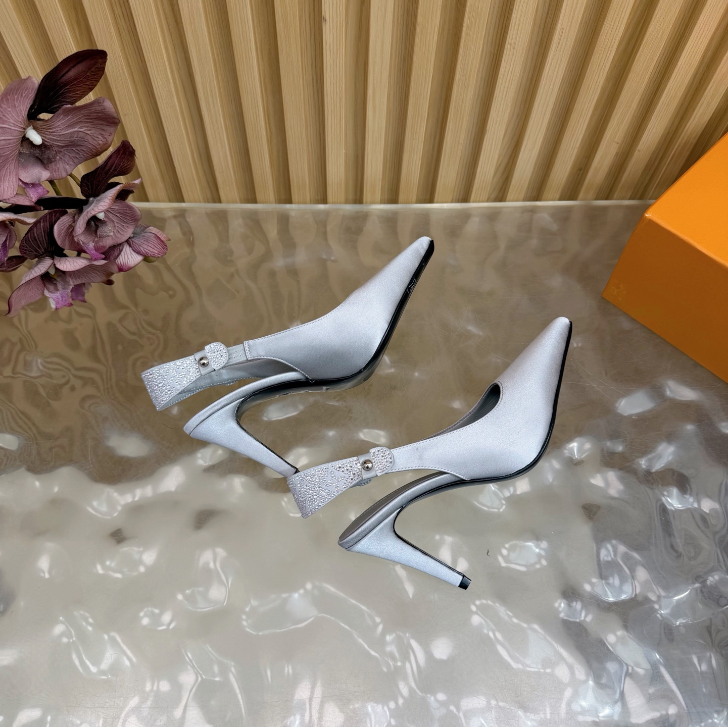 Women's high heels